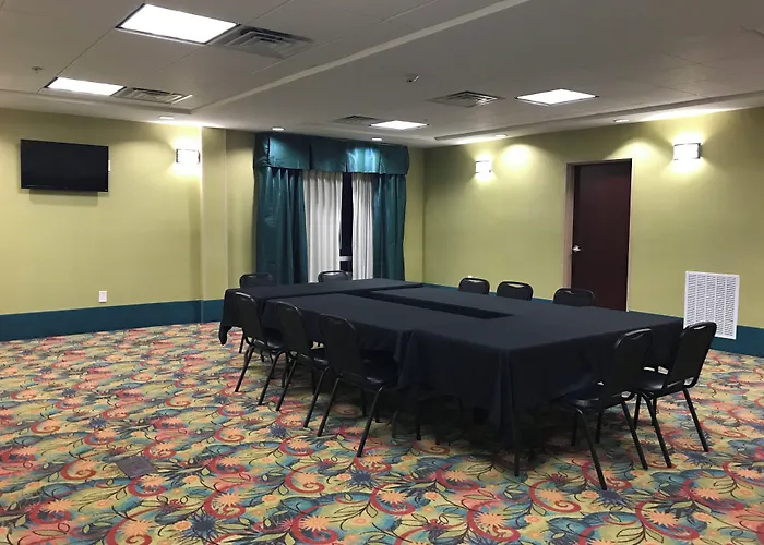 Holiday Inn Express & Suites Southport - Oak Island Area By Ihg